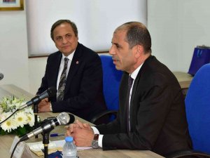 Chp’li Belediye Başkanları Kktc’de Siyasi Partiler İle Bir Araya Geldi