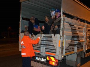 Tarım İşçileri Güne, Belediyenin İkramı Sıcak Çorbayla Başlıyor