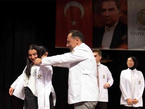 Selçuk Üniversitesinde 150 Öğrenci Diş Hekimliğine Adım Attı