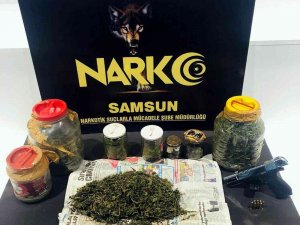 Evinde Ve Aracında Satışa Hazır Uyuşturucuyla Yakalandı