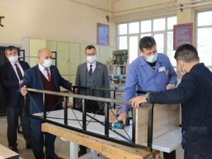 Kütahya’da 86 Okulun Kütüphaneleri Meslek Liseleri Tarafından Yapılacak