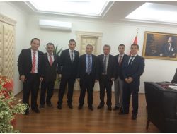 Yalovalı Hakemler Yalova Valisi Selim Cebiroğlu’nu Ziyaret Etti