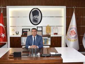 Özcan’dan Öğretmenler Günü Mesajı