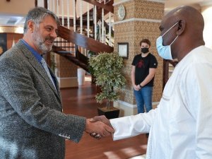 Senegal Heyetinden Kbü’ye Ziyaret