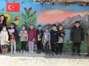 Burhaniyeli Öğrenciler Resim Atölyesini Ziyaret Etti