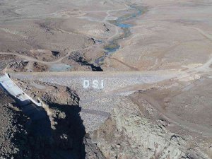 Ağrı Taşlıçay Derecek Barajı’nda Çalışmalar Aralıksız Devam Ediyor
