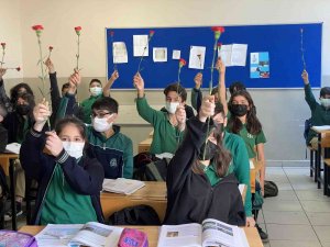 Görme Engelli Öğretmeni, Duygulandıran Ziyaret