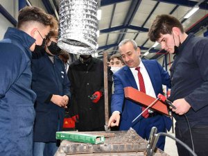 Kurulan Atölyelerle Öğrencilerin, İş Gücü Piyasasına Dahil Olmaları Amaçlanıyor