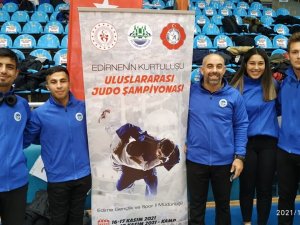 Sakarya Büyükşehir Judocuları Edirne’de Kürsüye Çıktı