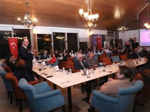 Başkan Örki, Emekli Öğretmenlerle Bir Araya Geldi