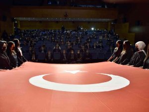 Gümüşhane’de 24 Kasım Öğretmenler Günü Kutlanıyor