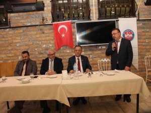 Öğretmenler Günü Ve Dayanışma Yemeğinde Bir Araya Geldiler