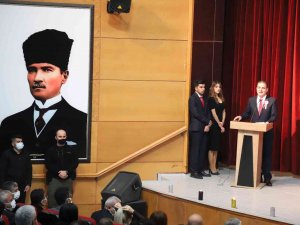 Hakkari’de 24 Kasım Öğretmenler Günü Kutlandı