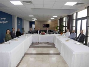 Rektör Sarıbıyk: “Sahanın Sorunlarına Çözüm Üreten Ar-ge Çalışmalarını Önemsiyoruz”