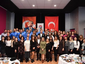 Maltepe Belediyesi’nden Öğretmenler Günü Kutlaması