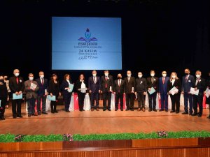 Anadolu Üniversitesi’nin Ev Sahipliğinde 24 Kasım Öğretmenler Günü Kutlandı