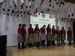 Erciş’te 24 Kasım Öğretmenler Günü Kutlandı
