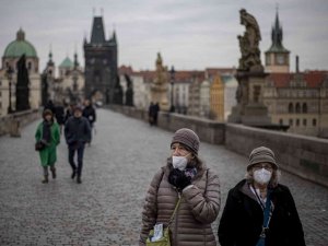 Slovakya’da İki Haftalık Karantina Kararı