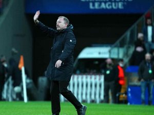 Beşiktaş Taraftarından Maç Sonu Destek