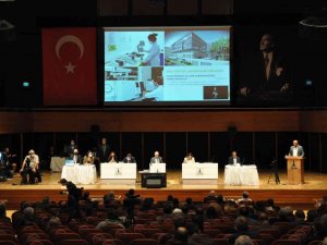 İ̇zmir’in Bütçesi Onaylandı: 12.5 Milyar Tl