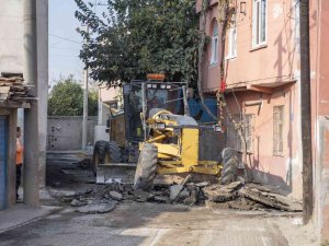 Mersin’de Asfalt Çalışması Sürüyor