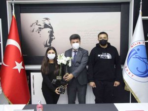 Öğrenciler Rektör Karacoşkun’la Bir Araya Geldi