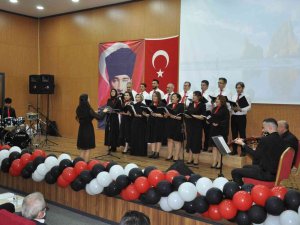 Öğretmenler Korosundan Muhteşem Konser