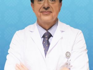 “Bilinçsiz Ağrı Kesici Kullanımı Mide Kanamasına Neden Olabilir”