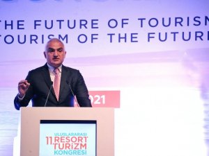 Bakan Ersoy: “Turizmde Yeni Hedef 29 Milyon Ziyaretçi, 24 Milyar Dolar Gelir”