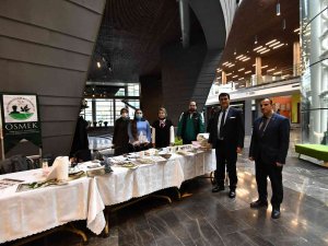 Öğretmenler Osmek İle Kendi Kupalarını Tasarladılar