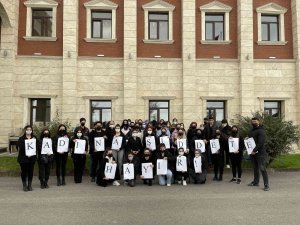 Avrasya Üniversitesi Öğrencilerinden Anlamlı Paylaşım