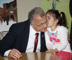 Başkan Kasap’tan Resim Kursu’na Ziyaret