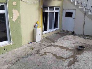 Evi Yanan Vatandaş Destek Bekliyor