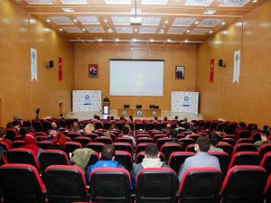 Tübi̇tak Programları Proje Yazma Eğitimi Verildi