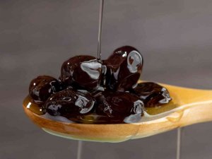 Siyah İnci ‘Zeytin’ Dalından Sofralara Ulaştırılıyor
