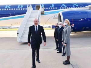 Aliyev, Putin Ve Paşinyan’la Görüşmek Üzere Soçi’ye Vardı