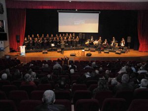 Belediye Kent Konseyi Kadın Korosu Çanakkale’de Konser Verdi