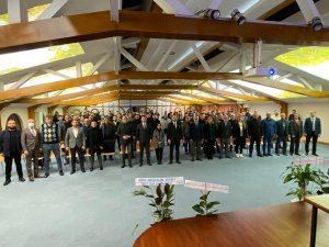Eskişehir Ülkü Ocakları ‘Yunus Emre Ve Türkçe’ Konferansı Düzenledi