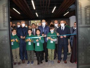 Geleceğin Bilim İnsanları Mega İle Yetişiyor