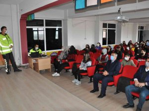 Simav’da Öğrencilere Trafik Eğitimi