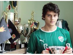 18 Yaş Altı Dünyanın En İyi 50 Futbolcusu Listesinde Bir Türk