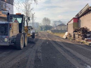 Düzce’de Trafiği Rahatlatacak Hamleler Devam Ediyor