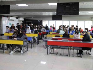 Başkan Arda, Öğrencilerle Buluştu