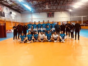 Develi Belediyespor Doludizgin Devam Ediyor