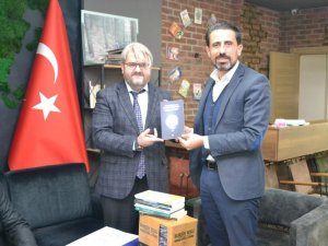 Manisa Müftülüğünden Kitap Bağışı