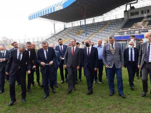Bakan Kasapoğlu’ndan Kahramanmaraş’a Stadyum Müjdesi