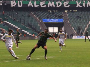 Spor Toto 1. Lig: Kocaelispor: 1 - Menemenspor: 2