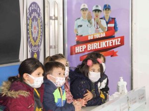 Öğrenciler, Trafik Kurallarını Eğlenerek Öğrendi