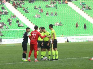Tff 2. Lig: Sakaryaspor: 3 - Etimesgut Belediyespor: 0