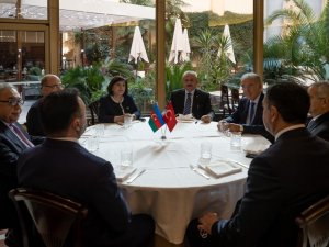 Tbmm Başkanı Şentop, Azerbaycan Meclis Başkanı Gafarova İle Görüştü